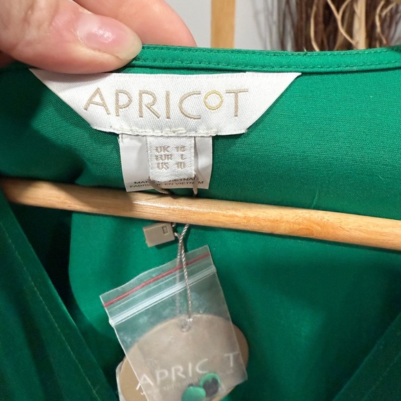 APRICOT Green Satin Midi Dress - Picture 8 of 9